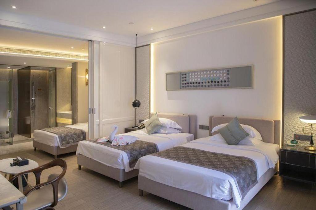 Rock Platinum Sea View Hotel Sanya Dış mekan fotoğraf
