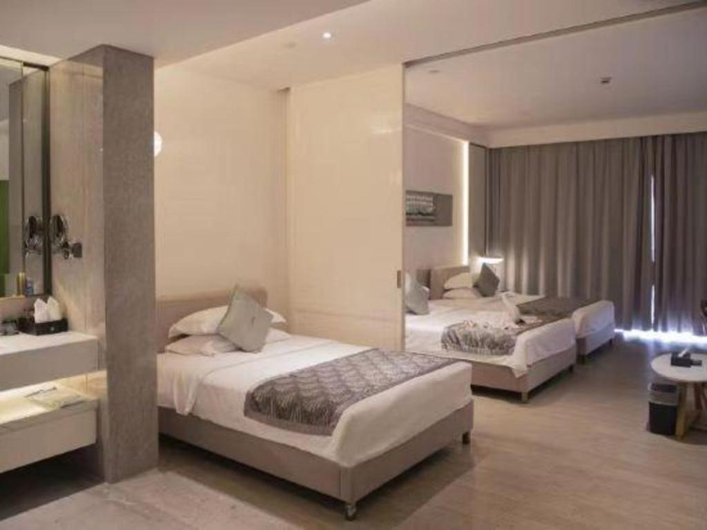 Rock Platinum Sea View Hotel Sanya Dış mekan fotoğraf
