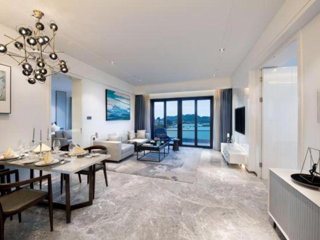 Rock Platinum Sea View Hotel Sanya Dış mekan fotoğraf