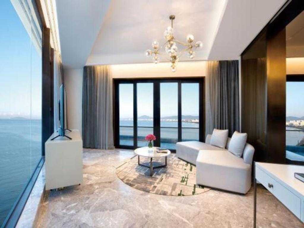 Rock Platinum Sea View Hotel Sanya Dış mekan fotoğraf